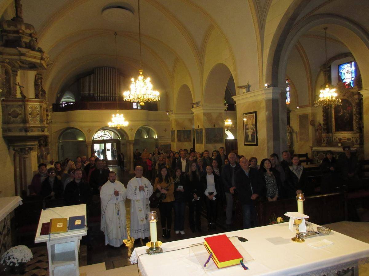 Stočani sa svojim župnikom don Rajkom u posjeti Riječkoj nadbiskupiji 2019
